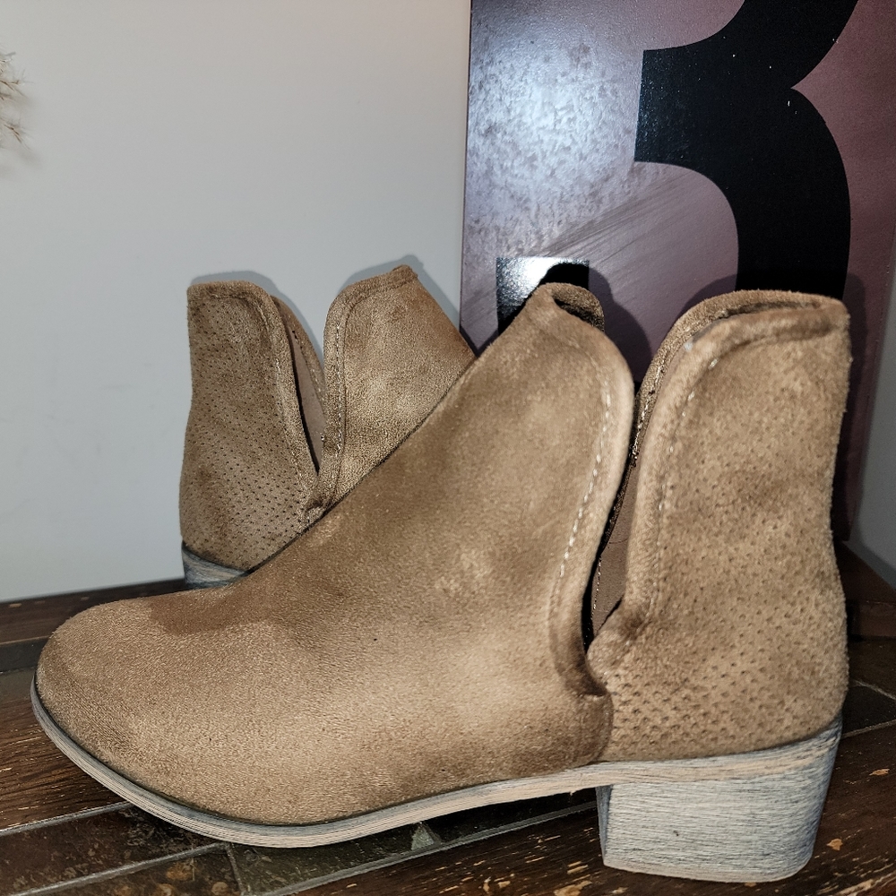 Seven7 'Soho' Booties - Size 9